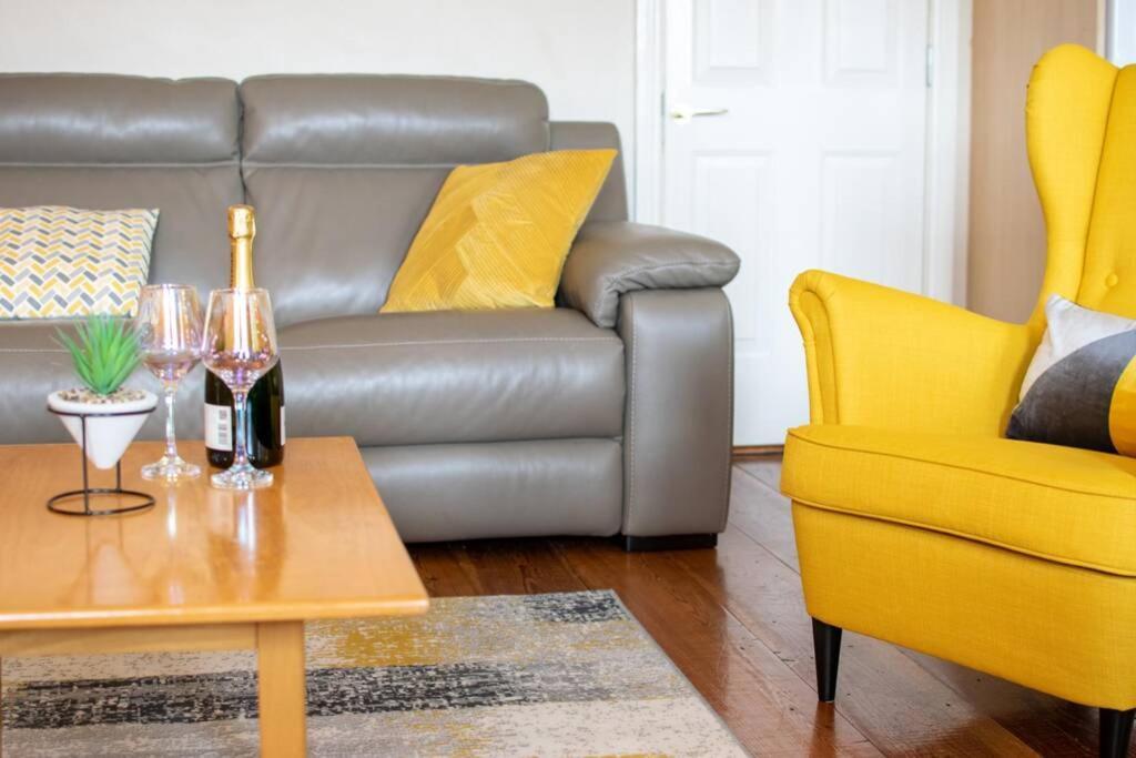 310 - The Carrowbeg At The Harbour Mills By Shortstays Westport Exterior foto